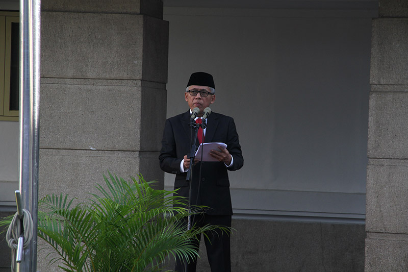 Tundukkan Kepala, Mari Syukuri Nikmat Kemerdekaan